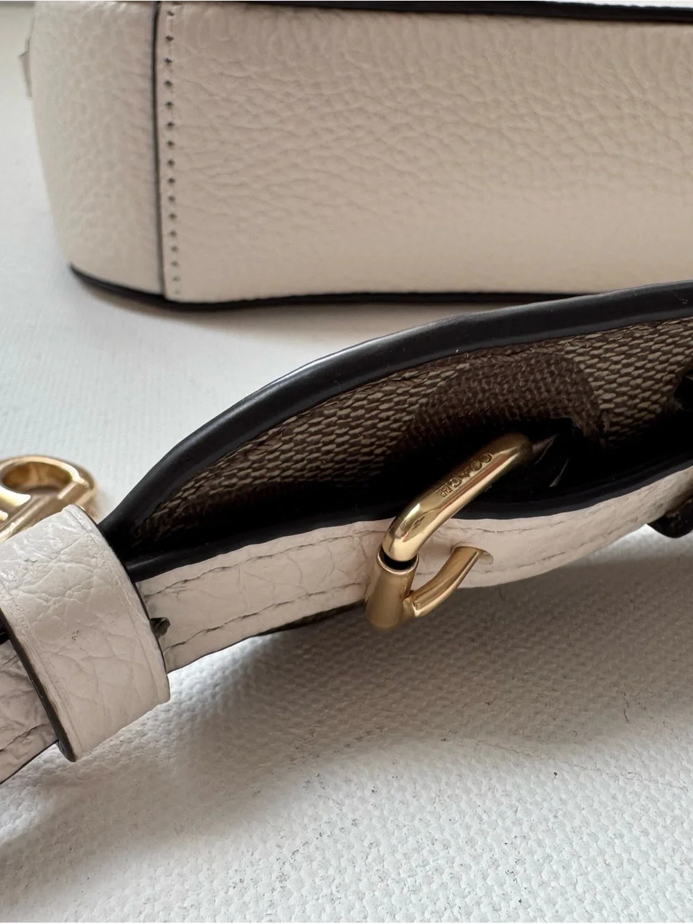 Coach Pebble Leather Camera Crossbody Bag – Chalk/Ivory with Signature Strap